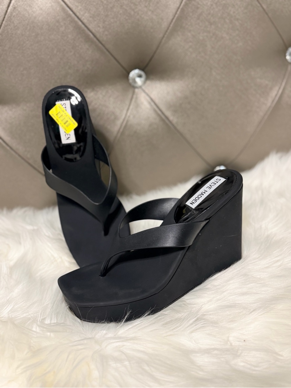 Steve Madden Black Platform Wedge Thong Sandals - Sleek Matte Finish